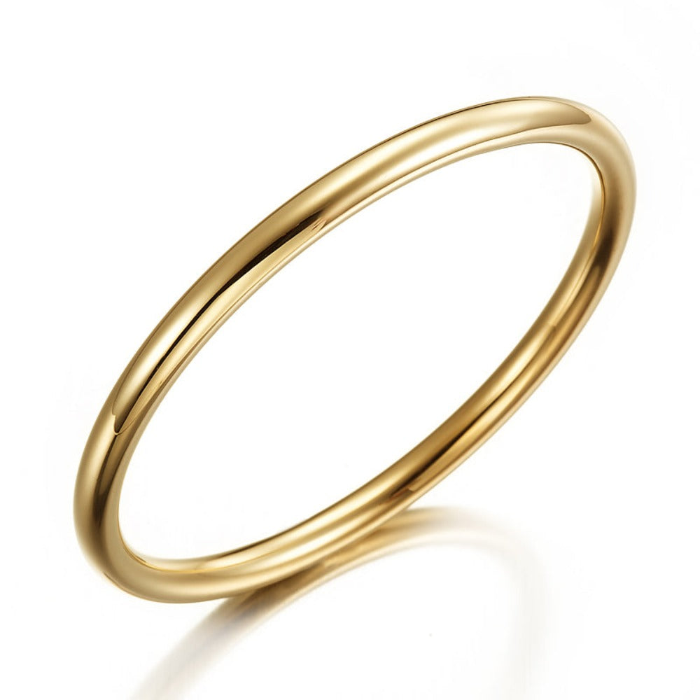 Unveiling Theora & Co’s Mesmerizing 18k Gold Bangle Collection