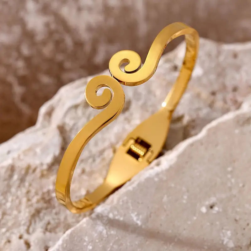 How to Choose the Perfect Everyday Bracelet