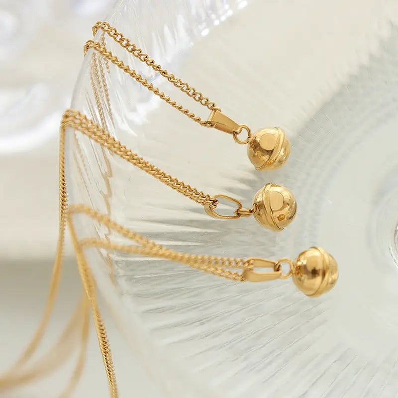 Simple Gold Pendant Necklace Australia - Casual Everyday Jewellery Styling