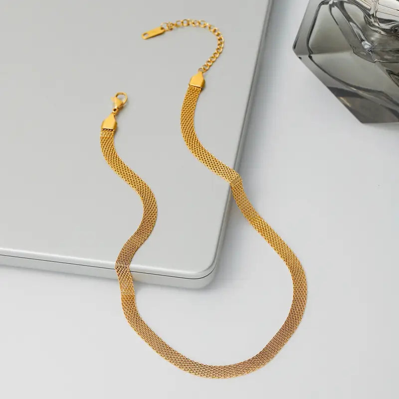 18k Gold Braided Necklace - Elegant Woven Chain All Gold-colored Snake Chain Necklace Sleek Female Adults