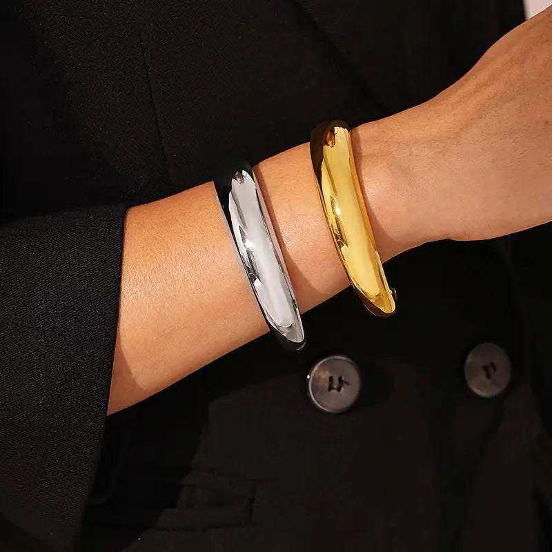 18k Gold C-shaped Bracelet - Theora & All Sleek Minimalist Bangle Polished Silver Unisex Adults