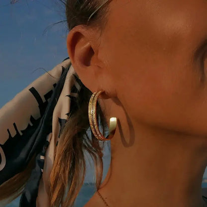 18k Gold Circle Hoop Earrings | Large Textured Leaf Design Hoops All Gold-toned Textured Hoop Earrings Sleek Female All