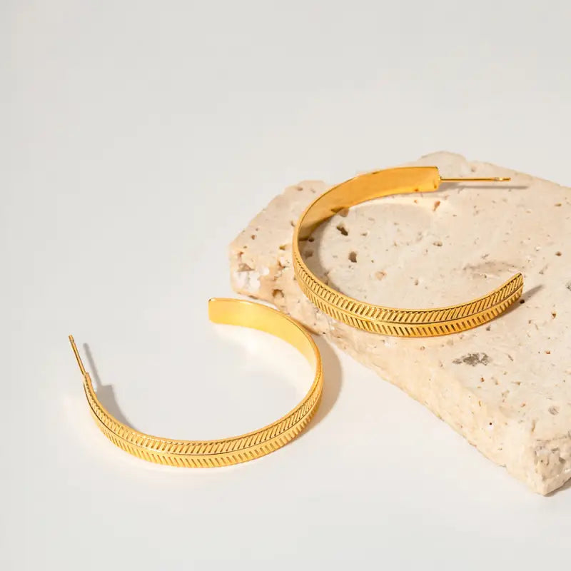 18k Gold Circle Hoop Earrings | Large Textured Leaf Design Hoops All Gold-colored Hoop Earrings Textured Feather-like