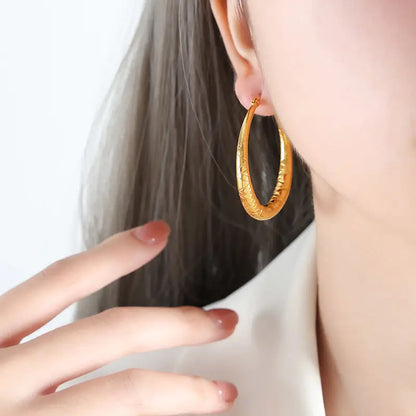 18k Gold Circle Hoop Earrings | Textured Woven Pattern Statement Hoops All Gold Hoop Textured Geometric Pattern Female