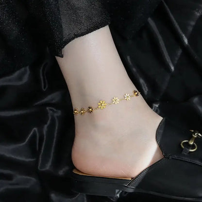 18k Gold Daisy Anklet - Sweet Flower Design Ankle All Gold-colored Ankle Bracelet Delicate Daisy Female Adults
