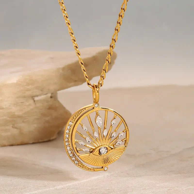 18k Gold Devil’s Eye Diamond Necklace - Protective All Gold-toned Pendant Necklace Eye Motif Female Adults