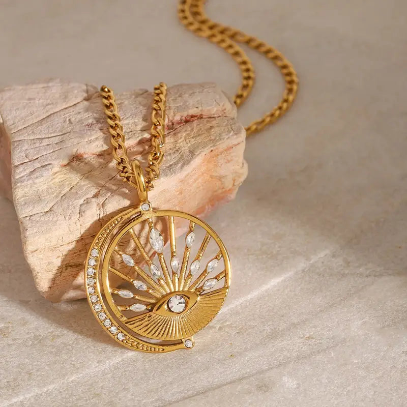 18k Gold Devil’s Eye Diamond Necklace - Protective All Gold-toned Pendant Necklace Intricate Eye-of-panther Female