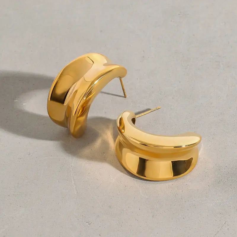 18k Gold Earrings - Huggie Hoop Jewellery All Gold-toned Minimalist Hoop Earrings Sleek Female Adults