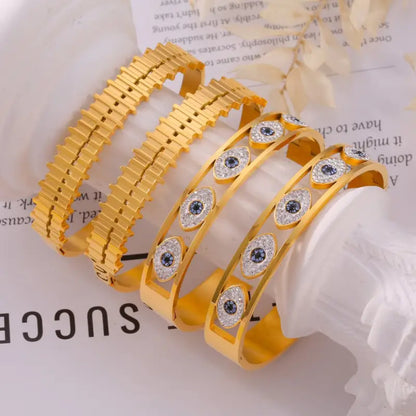 18k Gold Diamond Bracelet - Luxury Bangle All Gold-toned Bangles Sleek Link Design Female Adults