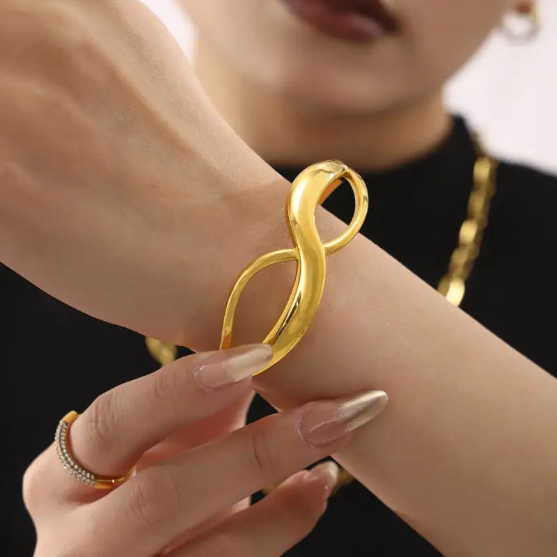 https://shineoss.oss-cn-hongkong.aliyuncs.com/wang/2025/04/10/750d8e02-cd76-459b-b9e1-7f70605d81c4.jpg
