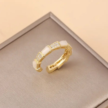 https://shineoss.oss-cn-hongkong.aliyuncs.com/wang/2022/10/06/0a47a48e-65ed-4028-a32b-a6b0244d0984.jpg